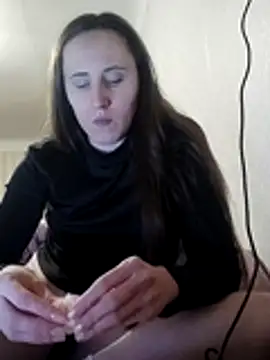 emeli moon online show from 12/15/25, 08:14