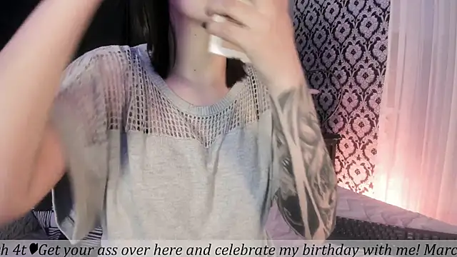 Adeelinee online show from 03/04/26, 09:00