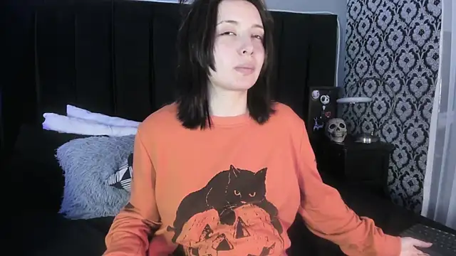 Adeelinee online show from 03/07/26, 08:14