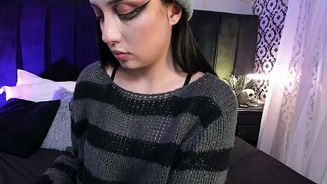 Adeelinee online show from 11/10/25, 07:52