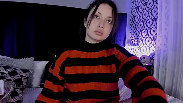 Snapshot of Adeelinee chatting on 05/08/26, 07:50 Adeelinee online show from 05/08/26, 07:50