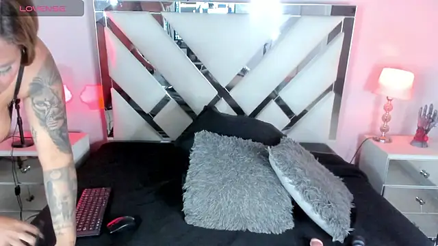 Snapshot of AnyyJones chatting on 03/16/25, 12:56 AnyyJones online show from 03/16/25, 12:56