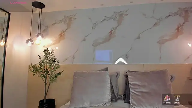 LeaThompson online show from 11/13/25, 10:35