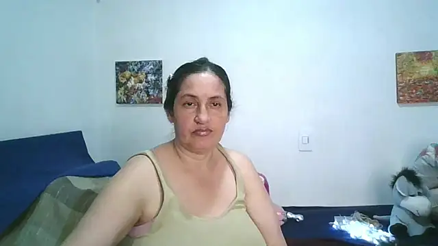 ximenajimenez online show from 06/18/26, 09:53
