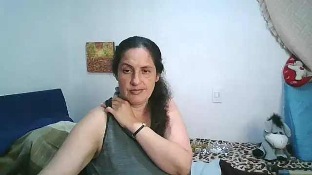 Snapshot of ximenajimenez chatting on 04/06/26, 11:17 ximenajimenez online show from 04/06/26, 11:17