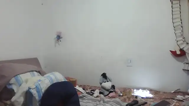 Snapshot of ximenajimenez chatting on 10/06/25, 10:54 ximenajimenez online show from 10/06/25, 10:54