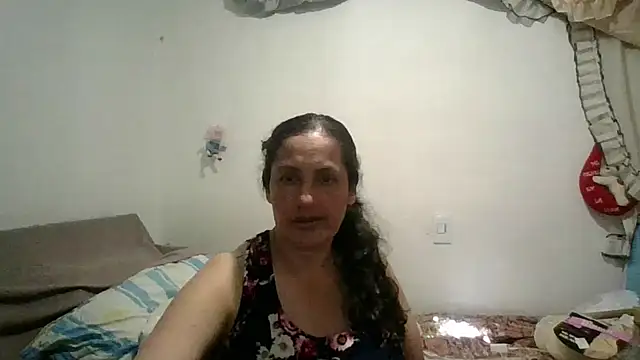 Snapshot of ximenajimenez chatting on 10/29/25, 12:31 ximenajimenez online show from 10/29/25, 12:31
