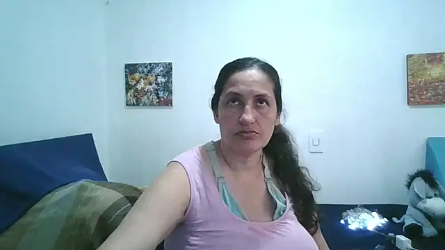 ximenajimenez online show from 06/26/26, 10:04