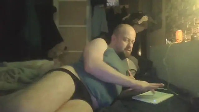 Prehistorixxx2686 online show from 12/17/25, 12:04