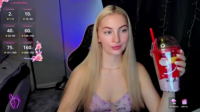 Snapshot of Kimmy_powell chatting on 02/23/26, 03:08 Kimmy powell online show from 02/23/26, 03:08