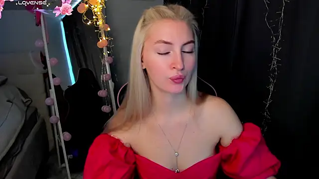 Kimmy powell online show from 03/25/26, 02:44