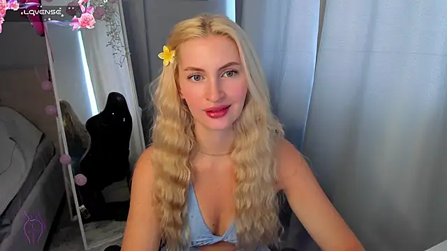 Snapshot of Kimmy_powell chatting on 06/23/26, 03:15 Kimmy powell online show from 06/23/26, 03:15