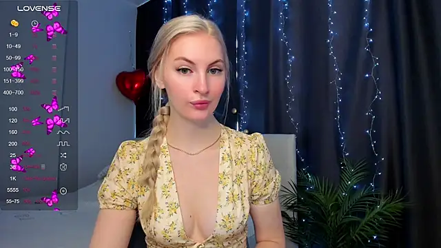 Kimmy powell online show from 09/18/25, 03:31