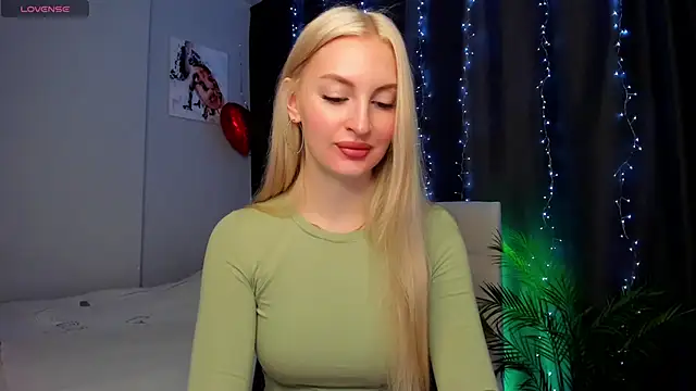 Kimmy powell online show from 10/04/25, 04:03