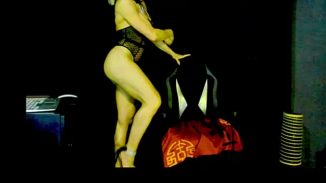 dia moonlight2 online show from 02/19/25, 11:36