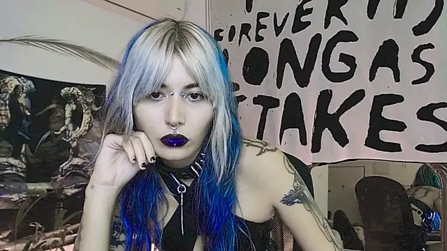 god x girl online show from 11/11/25, 08:58