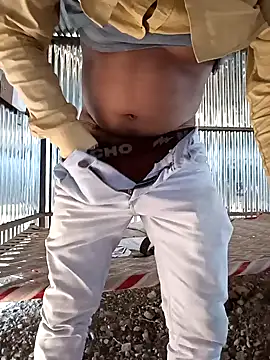 Snapshot of Kartik_bbc_indian chatting on 12/15/24, 09:24 Kartik bbc indian online show from 12/15/24, 09:24