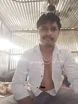 Snapshot of Kartik_bbc_indian chatting on 10/05/25, 10:17 Kartik bbc indian online show from 10/05/25, 10:17