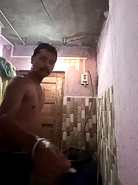 Snapshot of Kartik_bbc_indian chatting on 03/05/25, 01:31 Kartik bbc indian online show from 03/05/25, 01:31