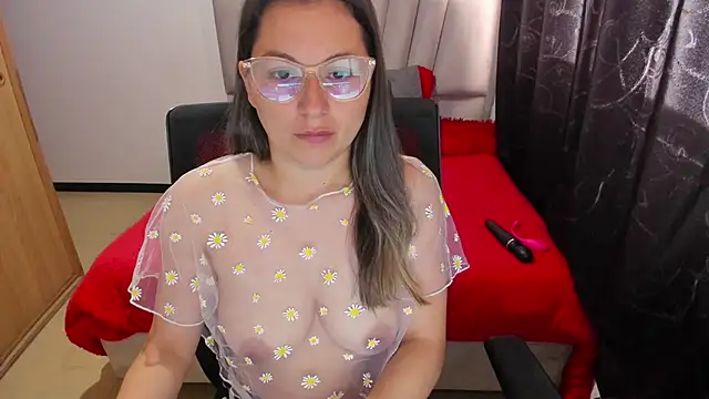 samantha  wilson online show from 12/04/25, 01:32