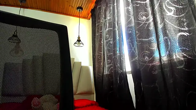 samantha  wilson online show from 10/24/25, 03:22