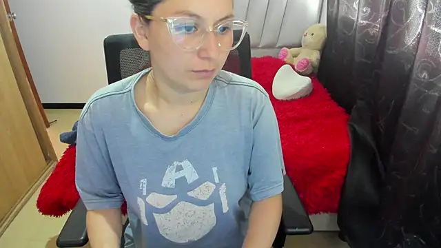 samantha  wilson online show from 11/11/25, 01:28