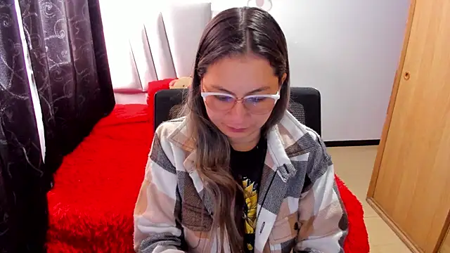 samantha  wilson online show from 09/30/25, 03:07
