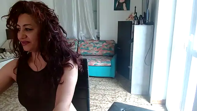 danasantoreal online show from 04/14/26, 07:46