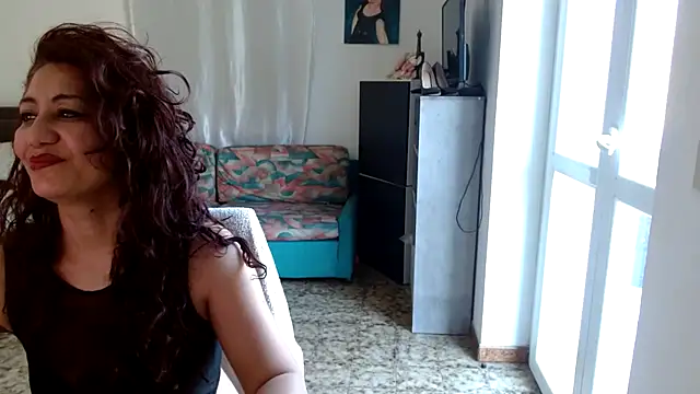 danasantoreal online show from 03/25/26, 08:25