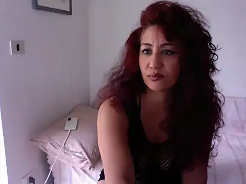 danasantoreal online show from 10/14/25, 08:04