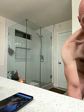 Snapshot of El_Gizmo chatting on 09/24/25, 09:16 El Gizmo online show from 09/24/25, 09:16