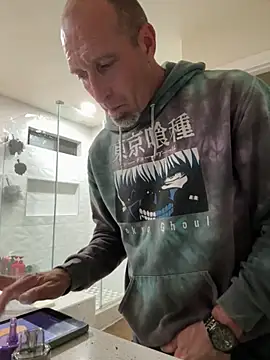 Snapshot of El_Gizmo chatting on 12/02/25, 07:54 El Gizmo online show from 12/02/25, 07:54