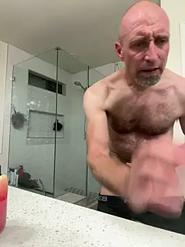 Snapshot of El_Gizmo chatting on 09/22/25, 06:08 El Gizmo online show from 09/22/25, 06:08