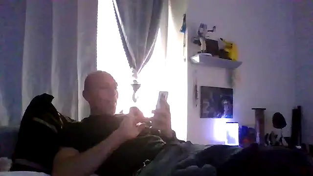 El Gizmo online show from 05/23/26, 05:34
