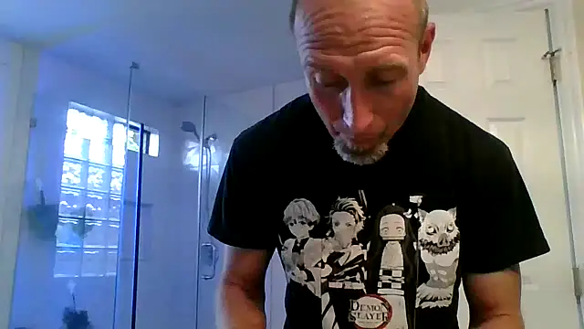 El Gizmo online show from 05/19/26, 01:56