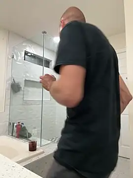 Snapshot of El_Gizmo chatting on 09/17/25, 07:43 El Gizmo online show from 09/17/25, 07:43