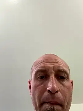 Snapshot of El_Gizmo chatting on 11/11/25, 03:07 El Gizmo online show from 11/11/25, 03:07