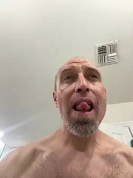 Snapshot of El_Gizmo chatting on 11/20/25, 07:53 El Gizmo online show from 11/20/25, 07:53