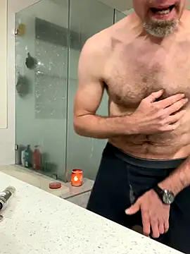 Snapshot of El_Gizmo chatting on 11/18/25, 09:45 El Gizmo online show from 11/18/25, 09:45