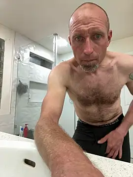 Snapshot of El_Gizmo chatting on 09/11/25, 10:26 El Gizmo online show from 09/11/25, 10:26