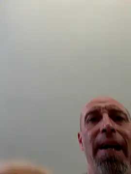 Snapshot of El_Gizmo chatting on 10/20/25, 04:51 El Gizmo online show from 10/20/25, 04:51