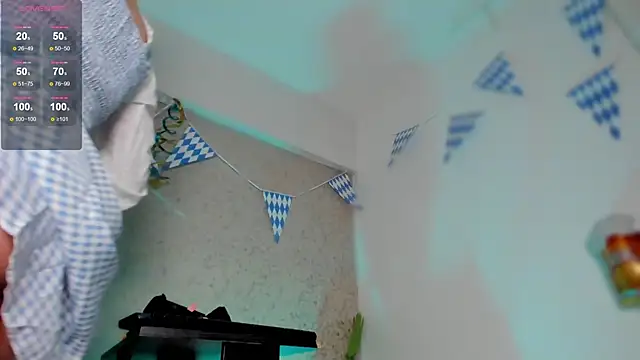 Snapshot of hanna_lee02 chatting on 09/28/25, 02:24 hanna lee02 online show from 09/28/25, 02:24