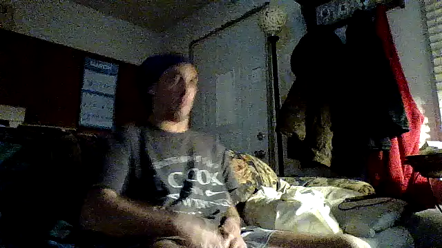 Snapshot of Dickinyou1980 chatting on 03/19/25, 03:30 Dickinyou1980 online show from 03/19/25, 03:30