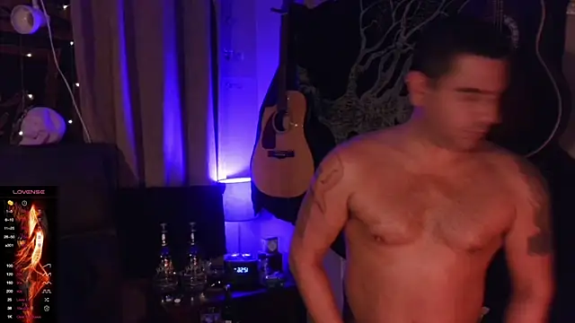 Snapshot of Hard_to_Handlexxx chatting on 12/18/24, 05:59 Hard to Handlexxx online show from 12/18/24, 05:59