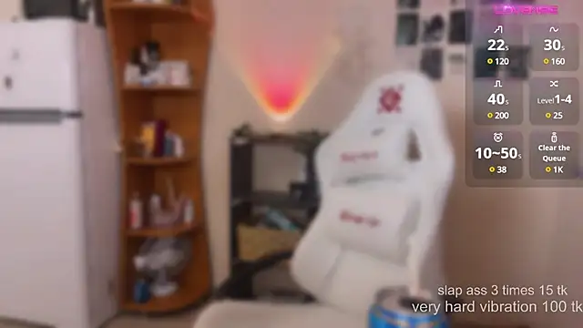 Snapshot of AnastasiaSun chatting on 02/15/25, 01:49 AnastasiaSun online show from 02/15/25, 01:49