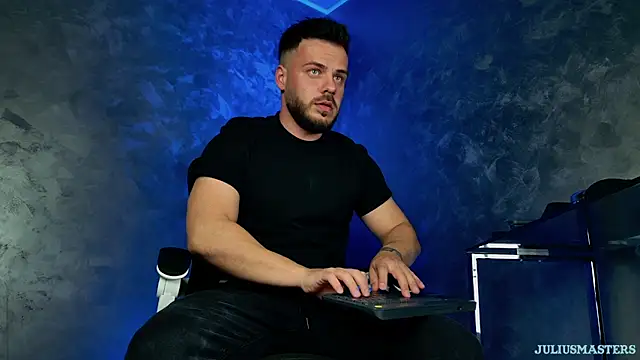 juliusmasters online show from 04/05/26, 08:37