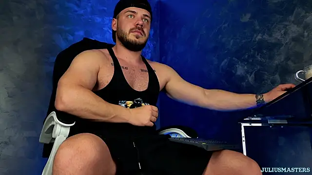 juliusmasters online show from 03/31/26, 08:00