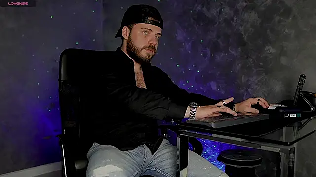 juliusmasters online show from 11/10/25, 08:03