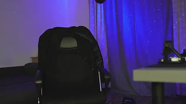 juliusmasters online show from 03/19/25, 01:10