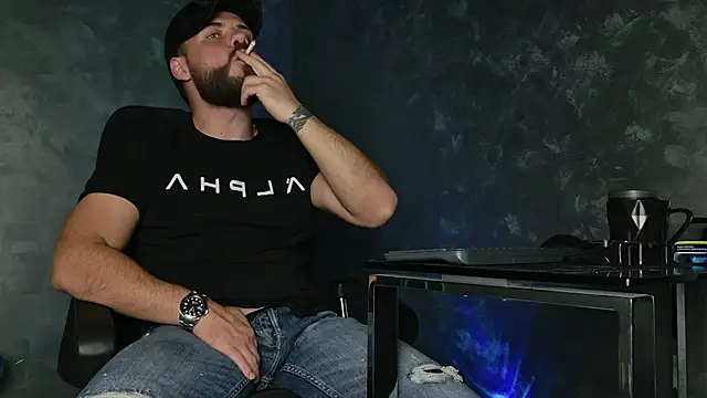 juliusmasters online show from 11/22/25, 08:08